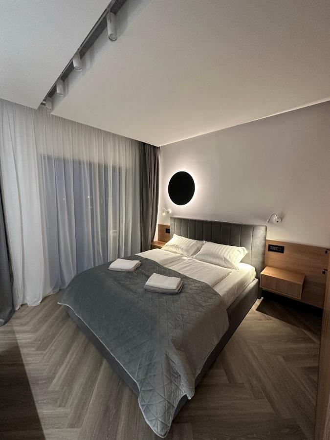 Luxury By The Lake Ap 28 Sibiu Exterior foto