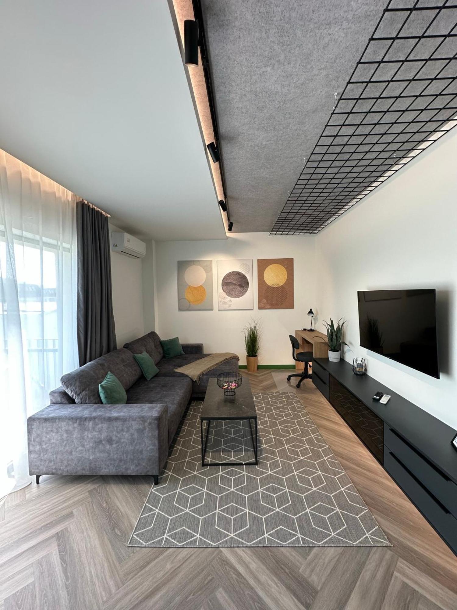 Luxury By The Lake Ap 28 Sibiu Exterior foto